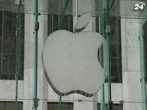 У перший день продажів iPhone 4S акції Apple встановили рекорд