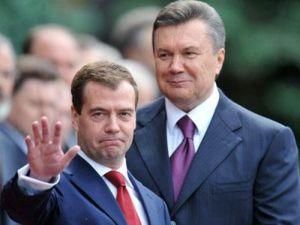 У Донецьку посилено готуються до приїзду Януковича і Медведєва