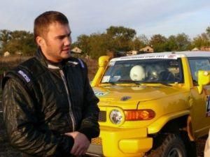 Янукович молодший випробував свій джип на ралі Янукович молодший випробував свій джип на ралі