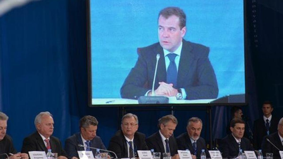 Медведев: Не стоит говорить только о цене на газ. У нас есть и другие ценности
