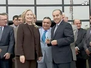 Клинтон: США дополнительно выделят Ливии 11 млн. долларов