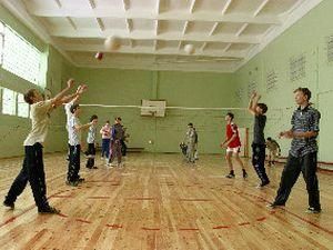 В Черновецкой области на уроке физкультуры умер восьмиклассник В Черновецкой области на уроке физкультуры умер восьмиклассник