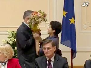 У діях студентки, яка вдарила Табачника, не побачили складу злочину У діях студентки, яка вдарила Табачника, не побачили складу злочину