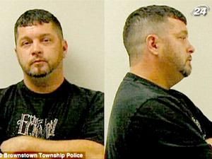 П'яний чоловік посадив за кермо 9-річну дитину П'яний чоловік посадив за кермо 9-річну дитину