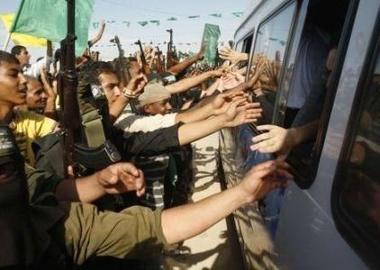 В обмін на капрала Ґілада Шаліта Ізраїль звільнив і одну українку В обмін на капрала Ґілада Шаліта Ізраїль звільнив і одну українку