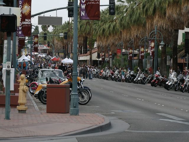 У Каліфорнії пройшов зліт байкерів У Каліфорнії пройшов зліт байкерів