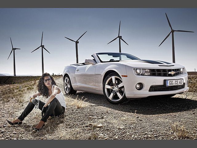 Chevrolet показал первые официальные фотографии купе и кабриолета Camaro Chevrolet показал первые официальные фотографии купе и кабриолета Camaro