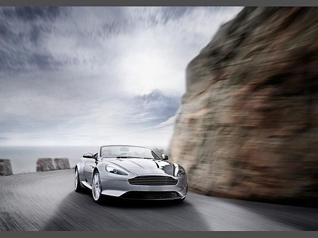 Aston Martin показала свой Virage Aston Martin показала свой Virage