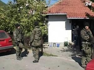 Миротворці розбирають барикади на сербсько-косовському кордоні - 20 жовтня 2011 - Телеканал новин 24 Миротворці розбирають барикади на сербсько-косовському кордоні - 20 жовтня 2011 - Телеканал новин 24