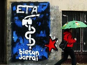 ЕТА оголосила про складення зброї ЕТА оголосила про складення зброї