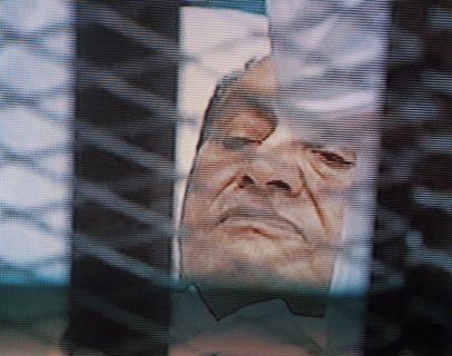 СМИ: Мубарак впал в истерику, когда узнал о смерти Каддафи СМИ: Мубарак впал в истерику, когда узнал о смерти Каддафи