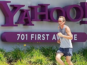 Google думає над купівлею Yahoo!