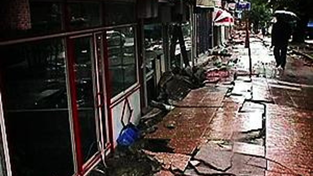 Землетрясение в Турции: Под завалами могли оказаться очень много людей Землетрясение в Турции: Под завалами могли оказаться очень много людей