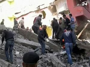 В Турции продолжается разбор завалов после землетрясения