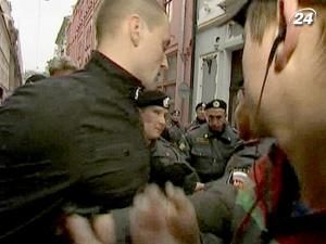 Во время несанкционированной акции оппозиции в России задержали 16 человек Во время несанкционированной акции оппозиции в России задержали 16 человек