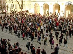 У Львові влаштували міні-відкриття стадіону У Львові влаштували міні-відкриття стадіону