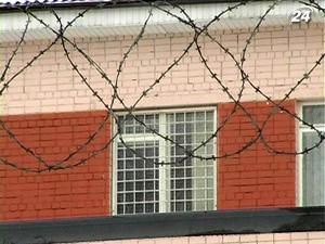 Тимошенко посадять до інших злочинців і подалі від Києва Тимошенко посадять до інших злочинців і подалі від Києва