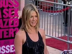 Дженнифер Энистон не собирается замуж и не беременна Дженнифер Энистон не собирается замуж и не беременна