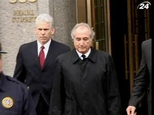 Финансист Мэдофф и его супруга хотели покончить жизнь самоубийством Финансист Мэдофф и его супруга хотели покончить жизнь самоубийством