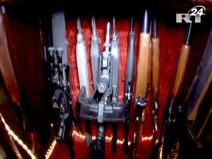 47% взрослых американцев владеют огнестрельным оружием 47% взрослых американцев владеют огнестрельным оружием