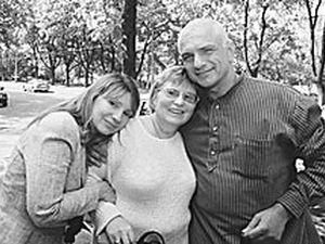 СБУ штурмует квартиру экс-бухгалтера Тимошенко СБУ штурмует квартиру экс-бухгалтера Тимошенко