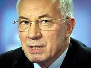 Азаров: Украинцы считают приговор Тимошенко справедливым Азаров: Украинцы считают приговор Тимошенко справедливым