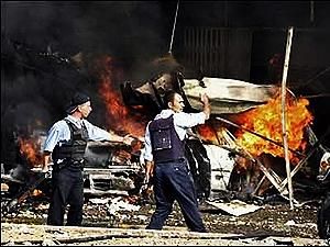 Жертвами вибухів в Іраку стали 18 людей Жертвами вибухів в Іраку стали 18 людей