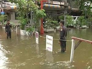 Улицы столицы Таиланда превратились в реки