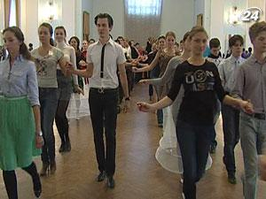 В Киеве продолжаются заключительные репетиции Первого благотворительного Пушкинского Бала