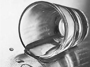 В Полтавской области пьяная 13-летняя девушка попала в реанимацию В Полтавской области пьяная 13-летняя девушка попала в реанимацию