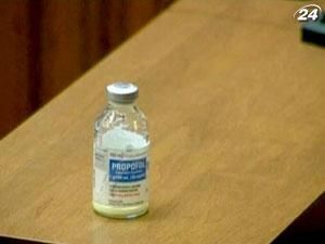 Эксперт: Джексон мог тайно злоупотреблять успокаивающим Эксперт: Джексон мог тайно злоупотреблять успокаивающим