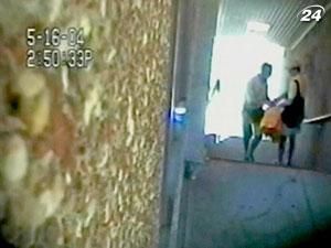 ФБР обнародовало видео наблюдения за российскими шпионами в США ФБР обнародовало видео наблюдения за российскими шпионами в США