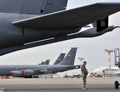 Новобраний президент Киргизії хоче закрити авіабазу США Новобраний президент Киргизії хоче закрити авіабазу США