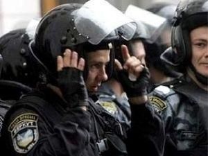 Один из чернобыльцев вывихнул руку, когда ломал забор Один из чернобыльцев вывихнул руку, когда ломал забор