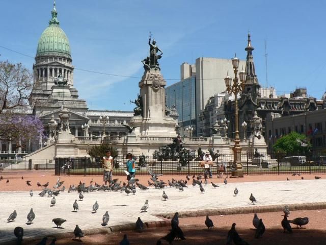 Аргентина тоже ввела паспортизацию обмена валюты Аргентина тоже ввела паспортизацию обмена валюты