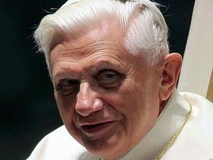 У Німеччині звільняють за жарти над Папою Римським У Німеччині звільняють за жарти над Папою Римським