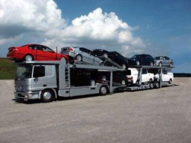 Верховная Рада снизила пошлины на ввоз автомобилей Верховная Рада снизила пошлины на ввоз автомобилей