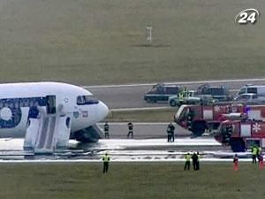 Усіх евакуйованих з Boeing 767 оглянули лікарі