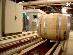 Дубові бочки - найкращий посуд для бродіння вина Дубові бочки - найкращий посуд для бродіння вина