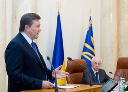 Янукович звільнив губернаторів Львівщини та Запоріжжя