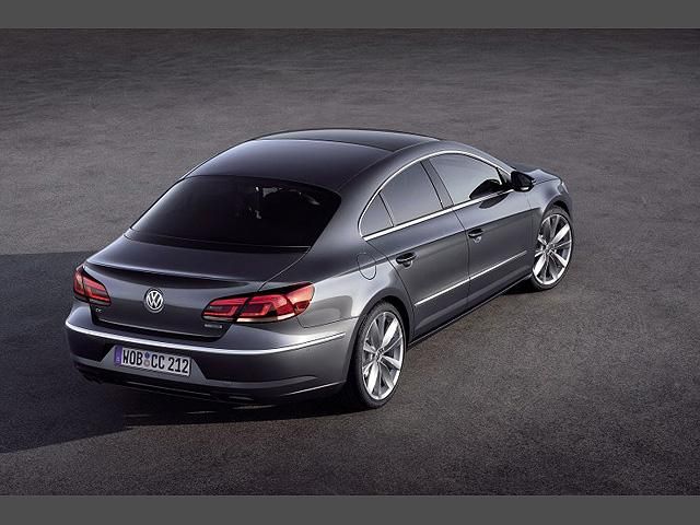 Німці показали оновлене чотиридверне купе Німці показали оновлене чотиридверне купе