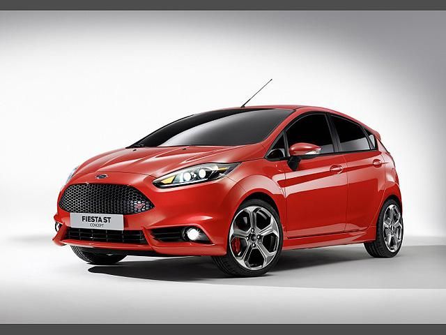 Ford показав "заряджену" п’ятидверну Fiesta ST