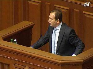 Заяви Президента про масове скуповування зброї, в опозиції сприйняли у свій бік Заяви Президента про масове скуповування зброї, в опозиції сприйняли у свій бік