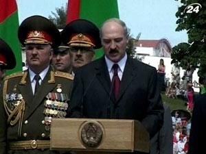 Лукашенко створив у Білорусі нову армію Лукашенко створив у Білорусі нову армію