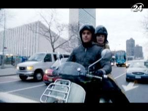 "Старый Новый год": в основе истории - праздничные хлопоты жителей Нью-Йорка "Старый Новый год": в основе истории - праздничные хлопоты жителей Нью-Йорка