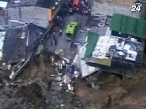 В Колумбии вследствие мощных оползней погибли по меньшей мере 14 человек В Колумбии вследствие мощных оползней погибли по меньшей мере 14 человек