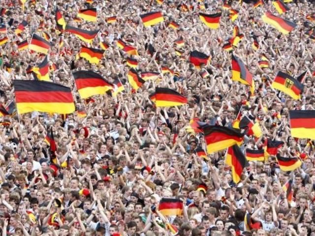 С 2005 года зарплаты немцев сократились на 7% С 2005 года зарплаты немцев сократились на 7%