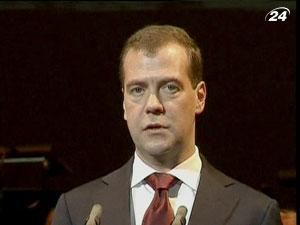 В Москве реконструировали исторический парад 70-летней давности В Москве реконструировали исторический парад 70-летней давности