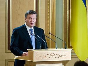Януковичу не сподобалось вітання у Чернівцях
