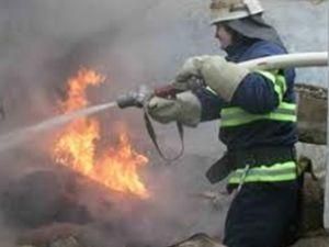 На Харківщині через пожежу у будинку загинуло троє осіб На Харківщині через пожежу у будинку загинуло троє осіб